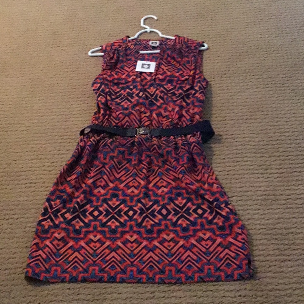 NWT Anne Klein printed sleeveless dress with belt